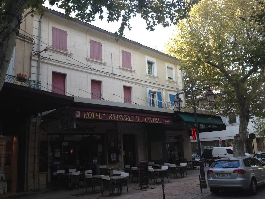 Hotel Restaurant Le Central Chateaurenard Ngoại thất bức ảnh